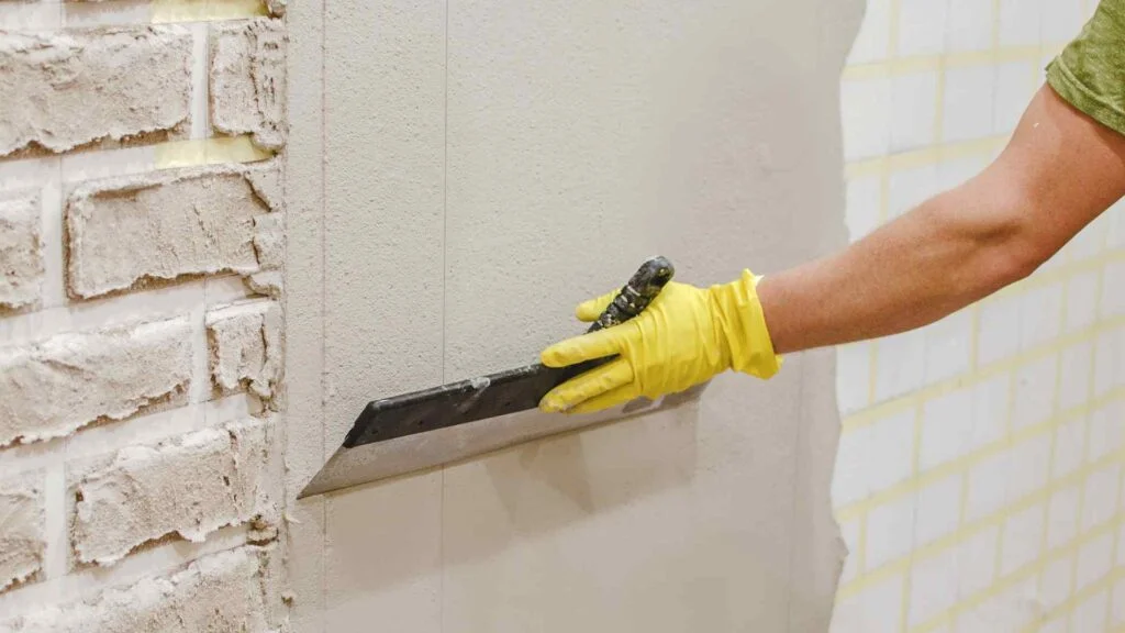 Top Tips For Hiring A Local Plasterer: A Complete Guide